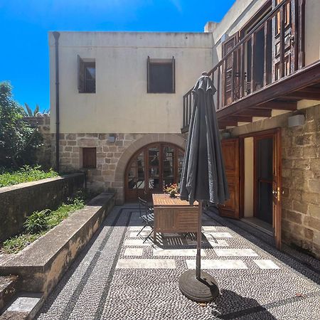 Avalon Boutique Suites Hotel Rhodes City Extérieur photo