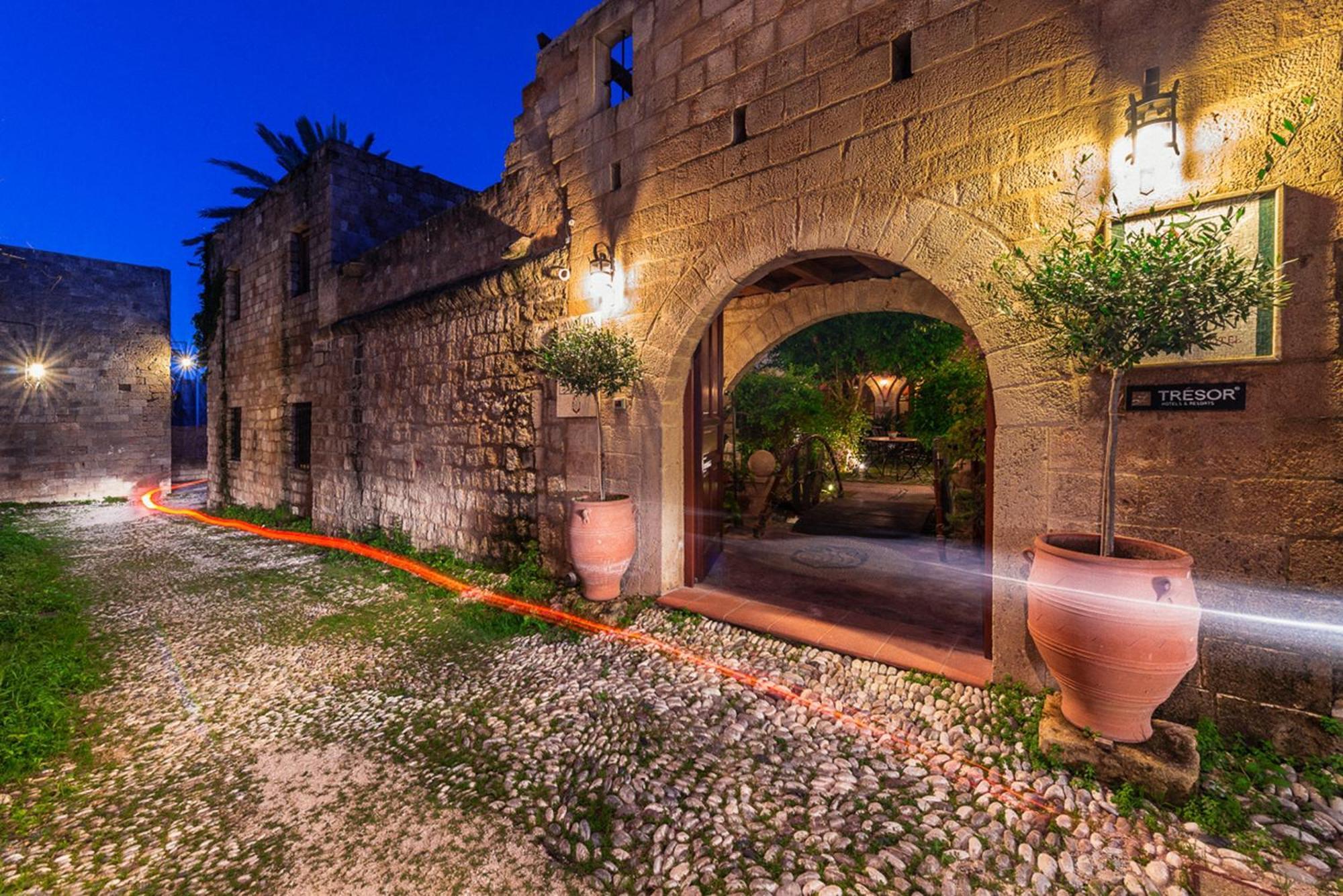 Avalon Boutique Suites Hotel Rhodes City Extérieur photo