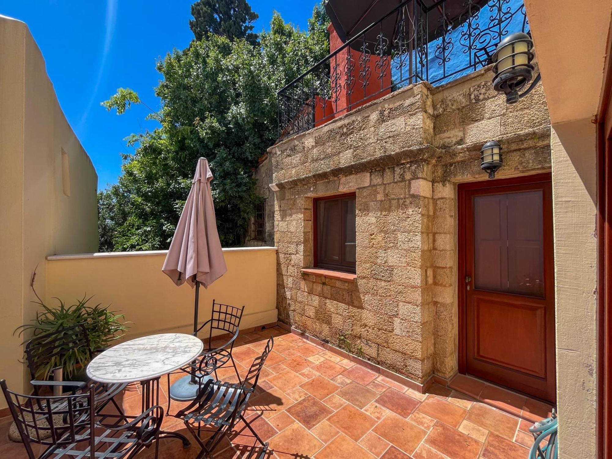 Avalon Boutique Suites Hotel Rhodes City Extérieur photo