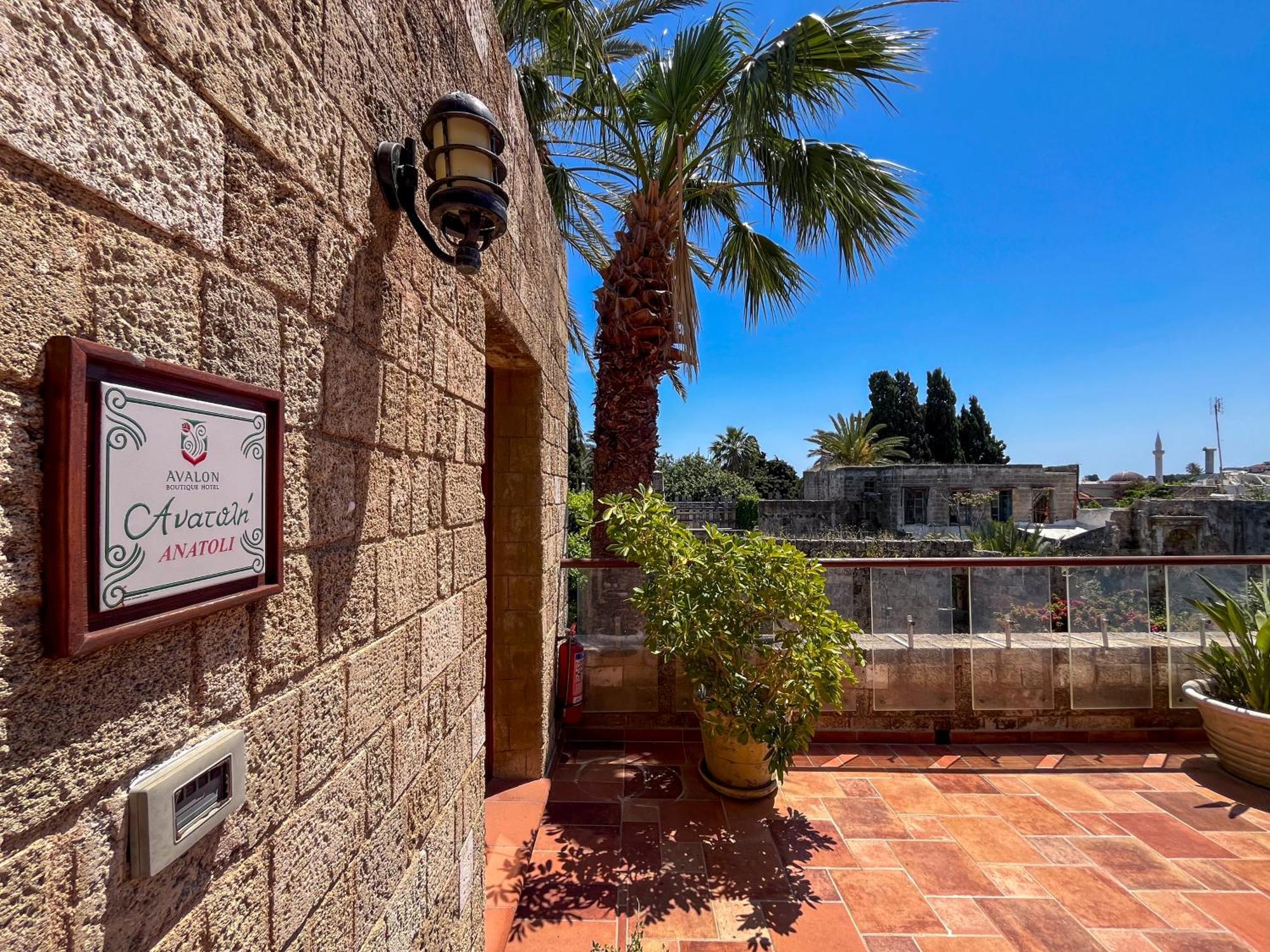 Avalon Boutique Suites Hotel Rhodes City Extérieur photo