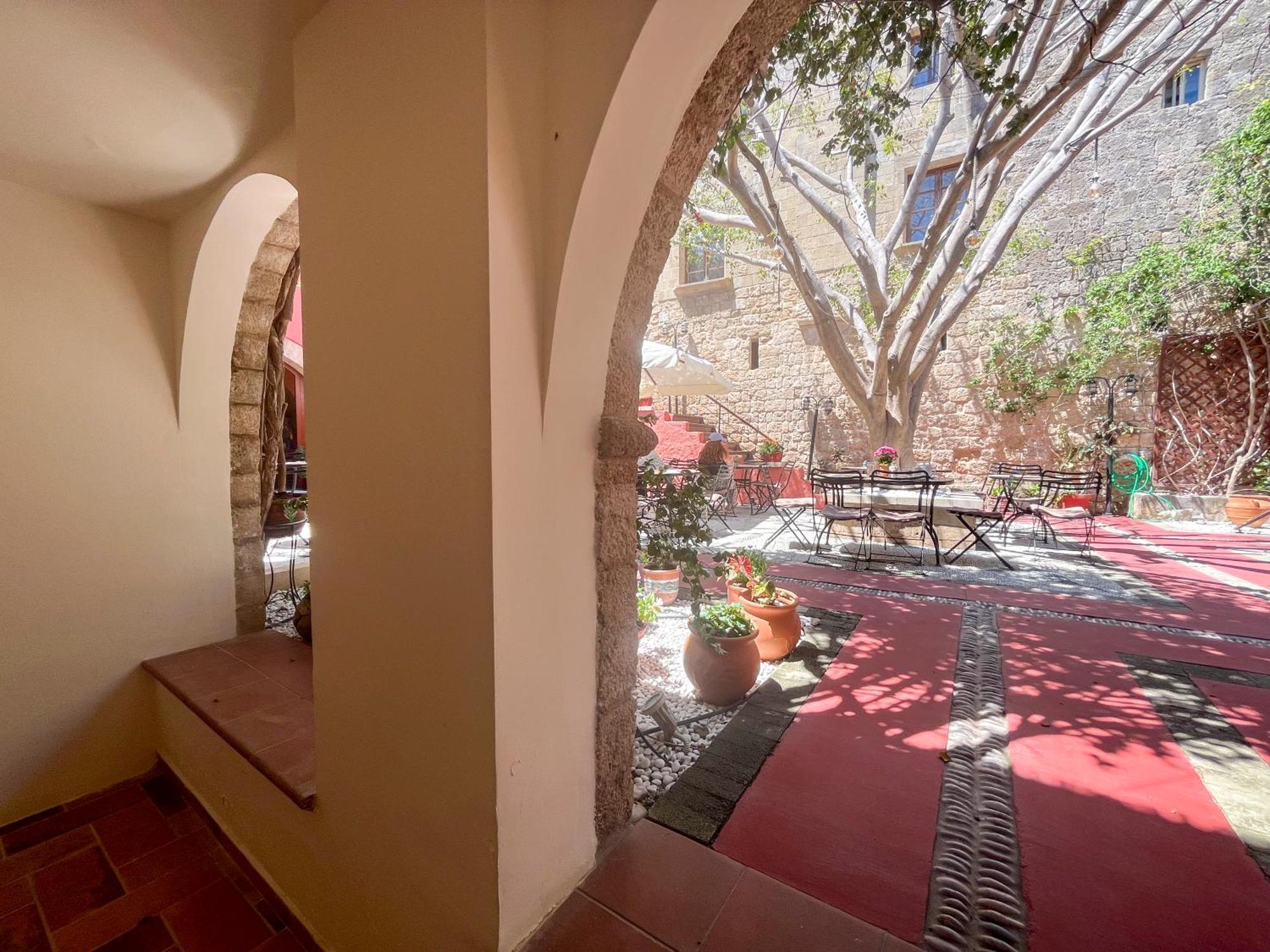 Avalon Boutique Suites Hotel Rhodes City Extérieur photo